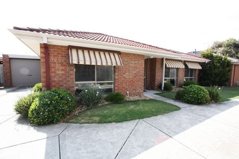 2/71 Embankment Gr, Chelsea, VIC 3196