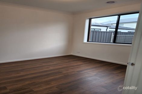 41 Alloca Cres, Donnybrook, VIC 3064