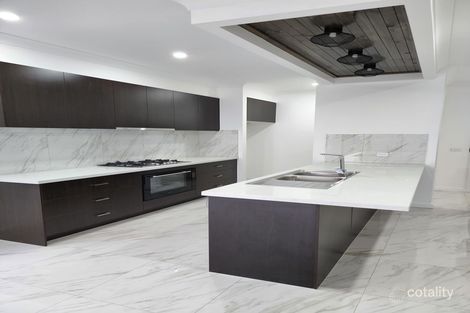 Property photo of 41 Alloca Crescent Donnybrook VIC 3064