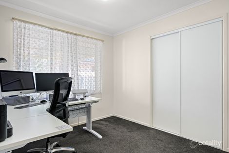 4 Benton Cl, The Gap, QLD 4061