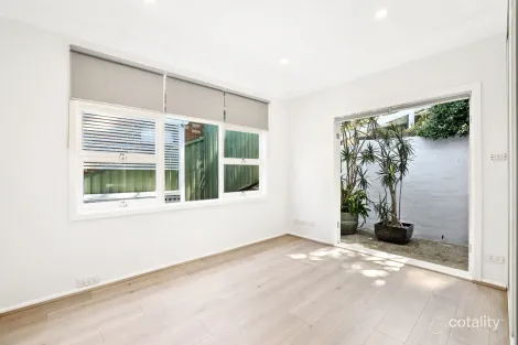 Property photo of 116 Waterview Street Mona Vale NSW 2103