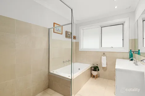 Property photo of 1 Barrie Place Davidson NSW 2085