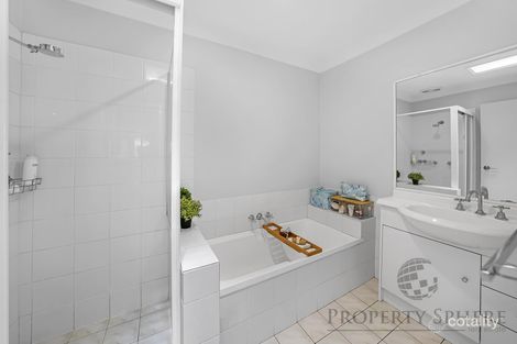Property photo of 27/191 Greenacre Drive Arundel QLD 4214