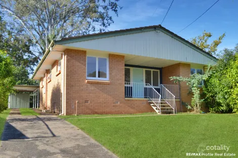 19 Belford St, Kenmore, QLD 4069