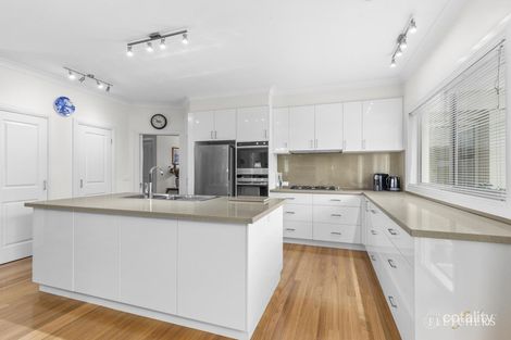 Property photo of 33 Bethune Street Queenscliff VIC 3225