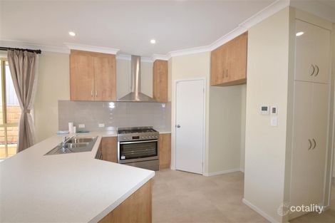 Property photo of 3/4 Abbaron Court Aberfoyle Park SA 5159