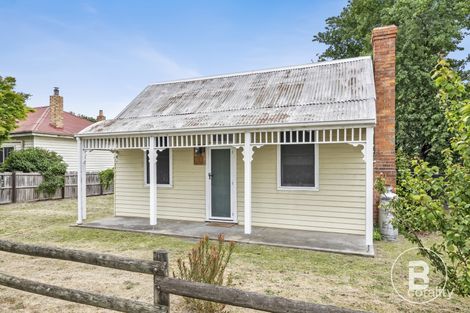 18 Warburton St, Beaufort, VIC 3373