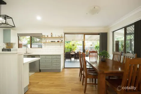 Property photo of 5 Banyan Street Bellbowrie QLD 4070