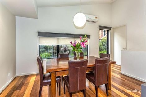 Property photo of 33 Hillsdale Avenue Maribyrnong VIC 3032