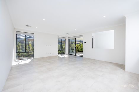 Property photo of 77 Marlinspike Boulevard Jindalee WA 6036