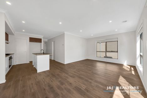 Property photo of 30 Lexington Parade Berwick VIC 3806