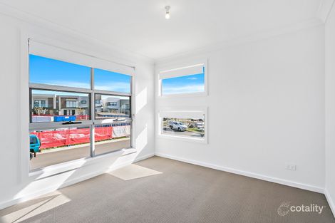 Property photo of 1 Helm Parkway Shell Cove NSW 2529