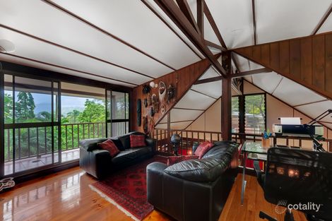 Property photo of 4 Sommerville Crescent Whitfield QLD 4870
