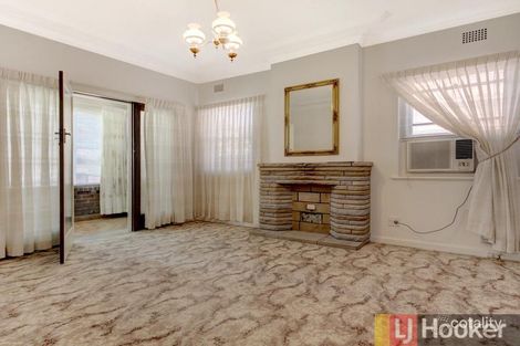 Property photo of 54 Bungalow Road Peakhurst NSW 2210