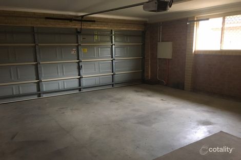 Property photo of 5 Minimbah Close Hillvue NSW 2340