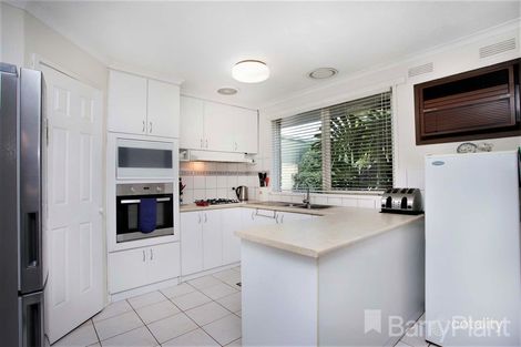Property photo of 6 Haig Place Attwood VIC 3049