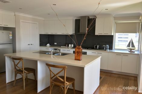 Property photo of 2 Sorrento Terrace Indented Head VIC 3223
