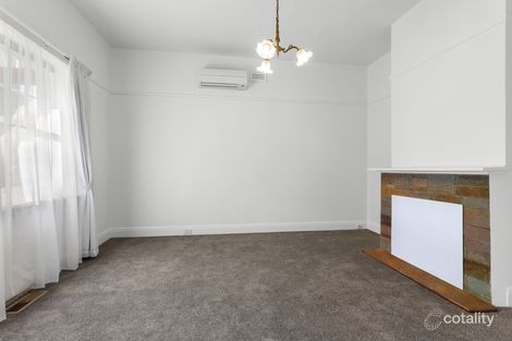Property photo of 40 Margaret Street Carnegie VIC 3163