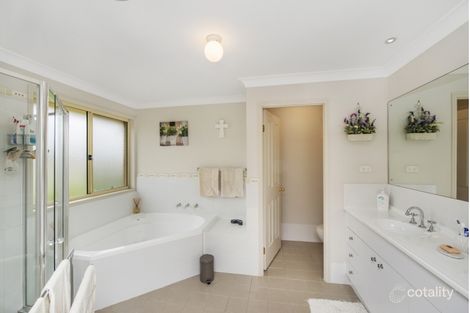 Property photo of 23 Farrier Crescent Hamlyn Terrace NSW 2259
