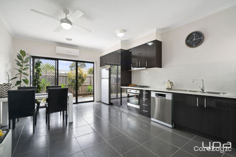 Property photo of 2/5 Meek Street Werribee VIC 3030