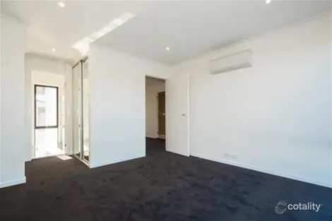 Property photo of 1 Ancora Crescent Hope Island QLD 4212