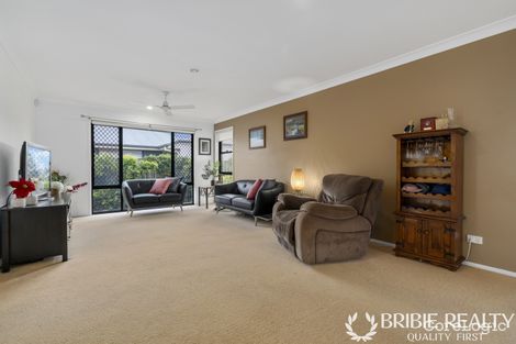 Property photo of 4 Dunwich Court Sandstone Point QLD 4511