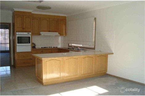 Property photo of 2 Carlyle Street Maidstone VIC 3012
