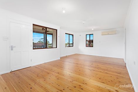 Property photo of 7 Lavis Drive Mount Warrigal NSW 2528