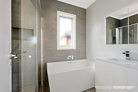 Property photo of 1/21 Ludbrook Avenue Caulfield South VIC 3162