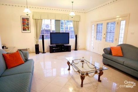 Property photo of 23 Carnegie Circuit Chifley NSW 2036