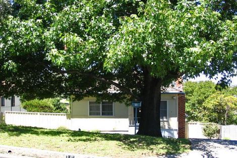 16 Waldron St, Mount Saint Thomas, NSW 2500