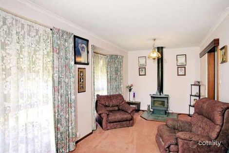 Property photo of 3 Chiller Court Grovedale VIC 3216