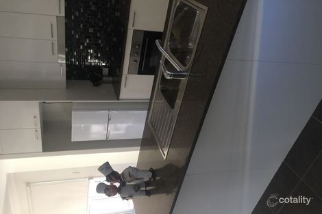 Property photo of 2/19 Barnsley Street Chinchilla QLD 4413