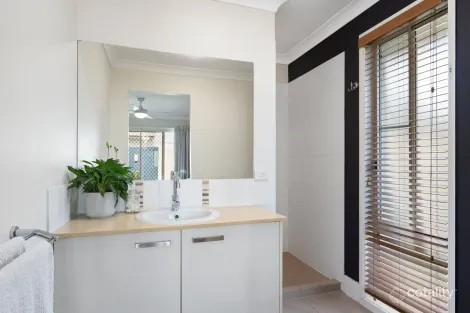 Property photo of 21 Kepplegrove Drive Sippy Downs QLD 4556