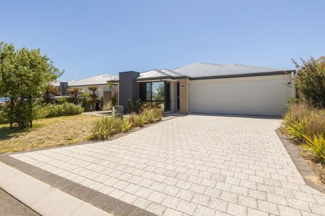 Property photo of 9 Canopy Circuit Forrestfield WA 6058