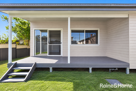 313 Sandgate Rd, Shortland, NSW 2307
