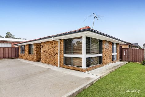 Property photo of 18 Newmen Close Wetherill Park NSW 2164