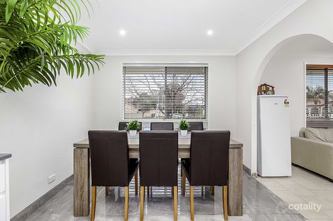 Property photo of 18 Newmen Close Wetherill Park NSW 2164