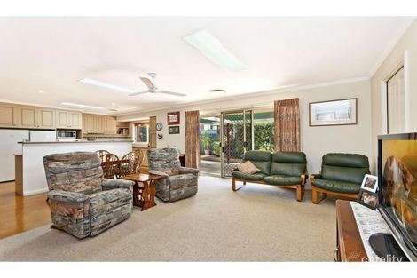 Property photo of 16 Dinwoodie Street Hamilton VIC 3300