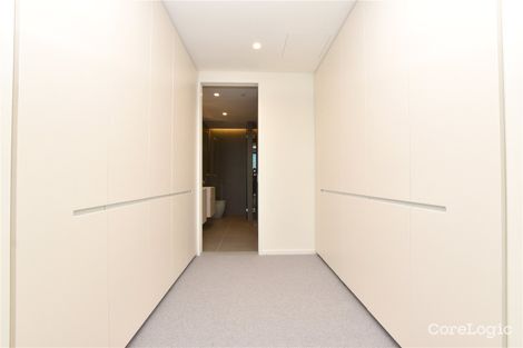 Property photo of 7203/70 Southbank Boulevard Southbank VIC 3006