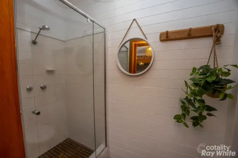 Property photo of 21 Green Point Drive Green Point NSW 2428