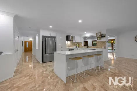 Property photo of 16 Berkshire Place Springfield Lakes QLD 4300