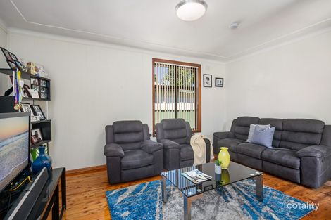 Property photo of 36 Blackman Parade Unanderra NSW 2526