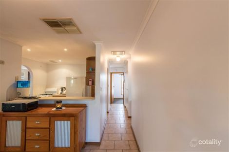 Property photo of 5 Evans Court Woodcroft SA 5162