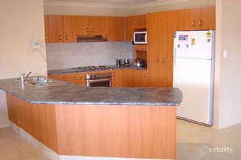 Property photo of 30 Gumleaf Drive Molendinar QLD 4214