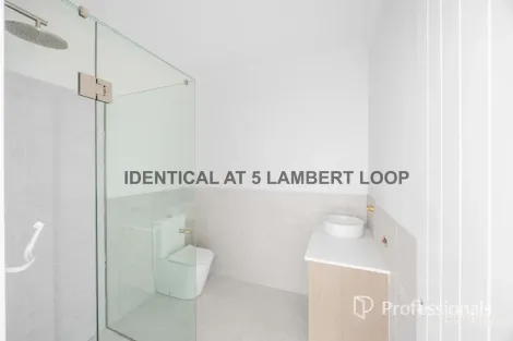 Property photo of 3 Lambert Loop College Grove WA 6230