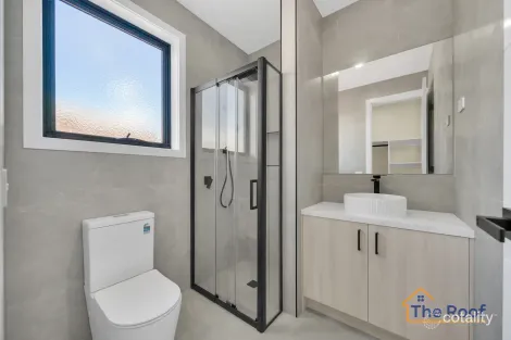 Property photo of 3 Aristides Crescent Thornhill Park VIC 3335