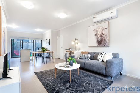 Property photo of 35 Zeta Circuit Cranbourne North VIC 3977