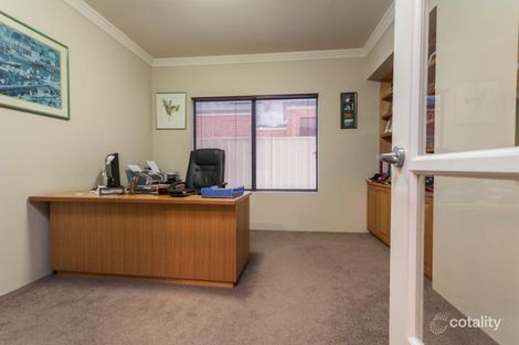 Property photo of 22 Cherrytree Gardens Stirling WA 6021