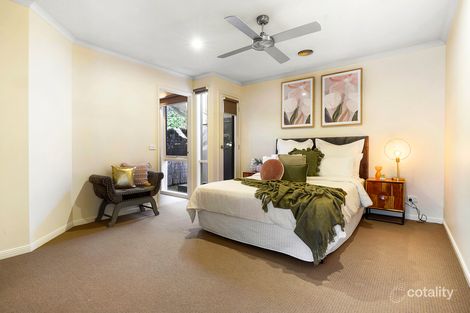 Property photo of 8 Faldo Court Rowville VIC 3178